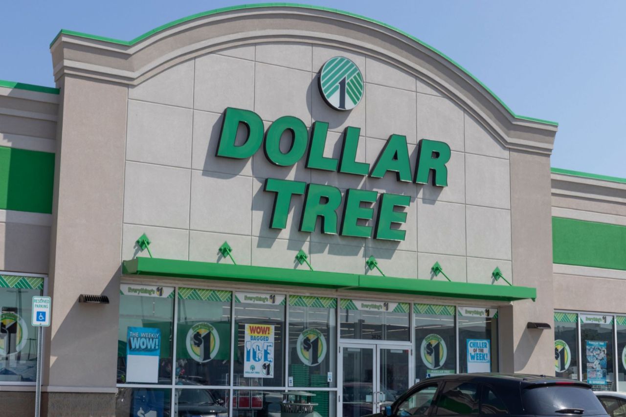 Save Big This Christmas! 8 Dollar Tree Finds That Beat Walmart Prices